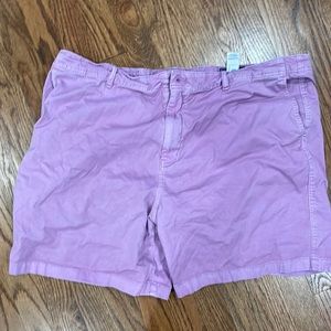Vineyard vibes island shorts size 42